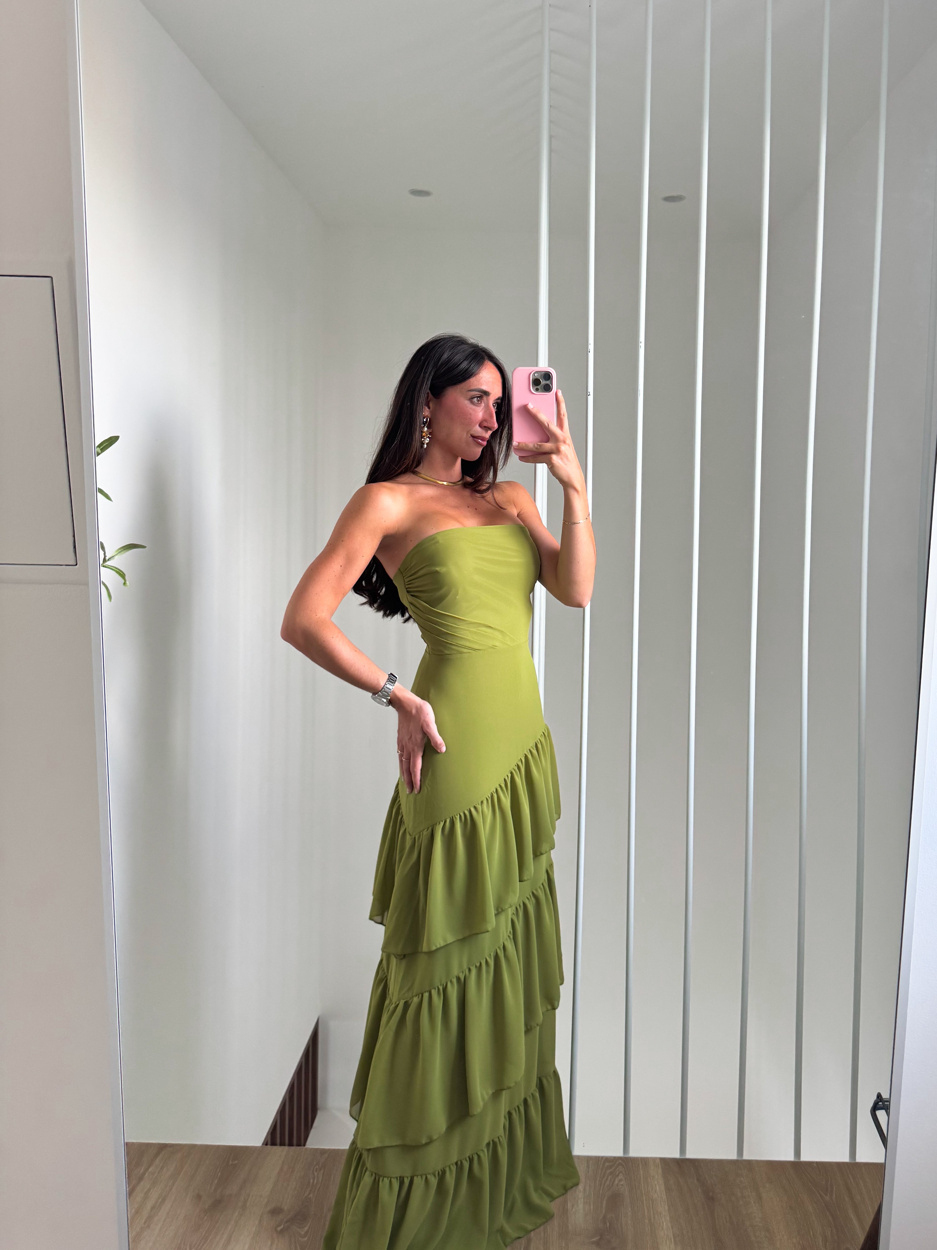 Vestido palabra volantes oliva