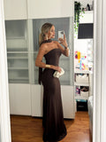 Vestido sirena choker tulle chocolate