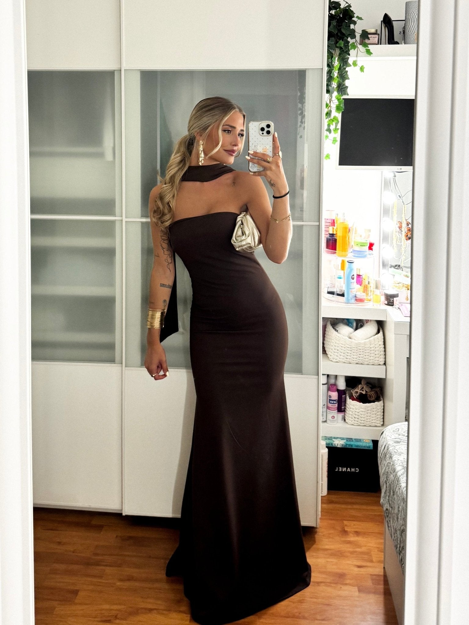 Vestido sirena choker tulle chocolate