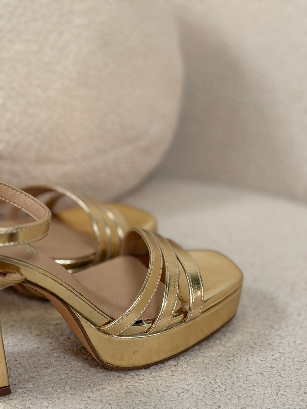 tacon Invitada Gold | Nuit