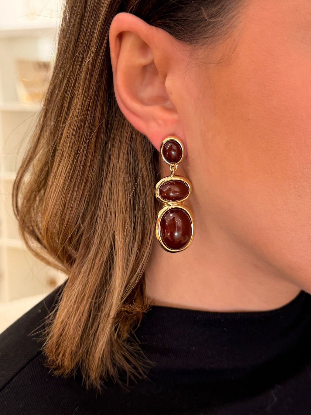 Pendientes de piedras ovaladas chocolate |Camila