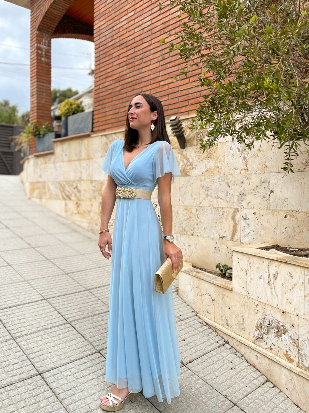 Vestido tulle manga cielo