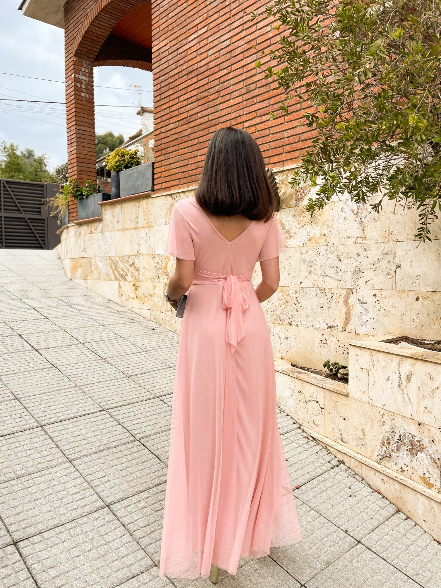Vestido tulle manga rosa